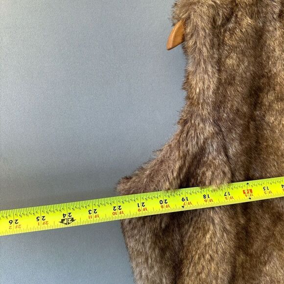 Garnet Hill Faux Fur Vest Jacket Women Size M - Picture 5 of 7